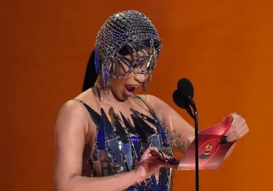 Cardi B Twerk Off Male Dancer Hip Hop News