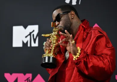 TOPSHOT-US-ENTERTAINMNET-MUSIC-AWARD-MTV-PRESS ROOM