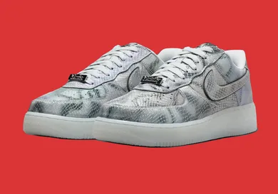 kobe-bryant-x-nike-air-force-1-lenticular-sneaker-news