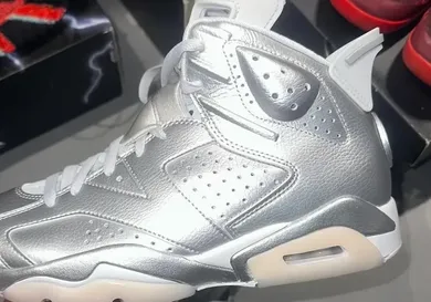 PSG x Air Jordan 6 “Metallic Silver”