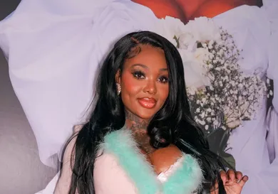 Summer Walker Features Music News