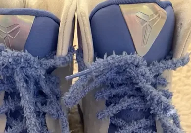 nike-kobe-3-protro-christmas-jack-frost-sneaker-news