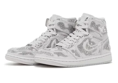 swarovski-x-air-jordan-1-high-og-sneaker-news