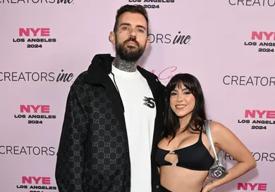 Adam22 Lena The Plug Clip Kissing Jason Luv Cutout Bed