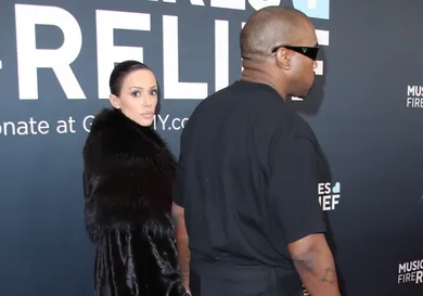 Bianca Censori Shines Tight Silver Date Kanye West Before BULLY