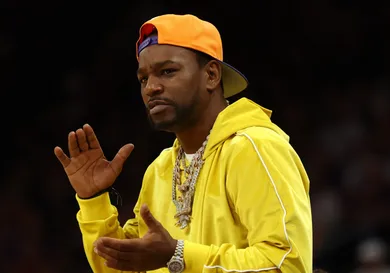 Camron Dame Dash Standing Up Jim Jones Old Video Hip Hop News