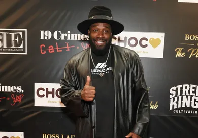 Corey Holcomb Allegedly Punches Female Comedian Footage