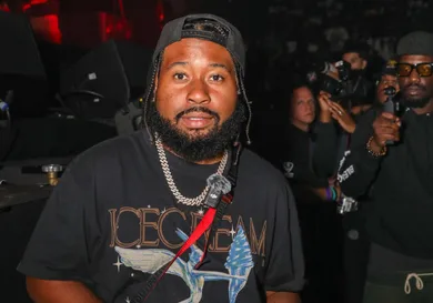 Summyah DJ Akademiks Trading Shots Six Figures A Month Viral News