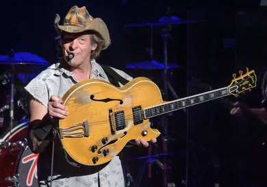 Syndication: Peoria Journal Star