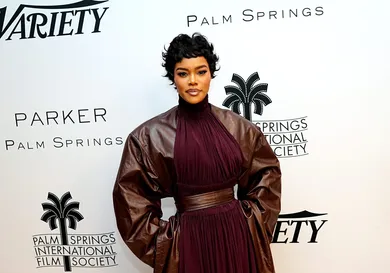 Syndication: Desert Sun