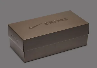 nikeskims-air-rift-mesh-black-io7694-001-1