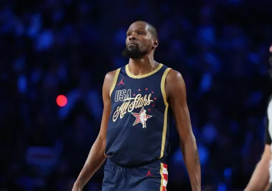 Kevin Durant Trolls Kendrick Lamar Fan DMs Opposing Drake