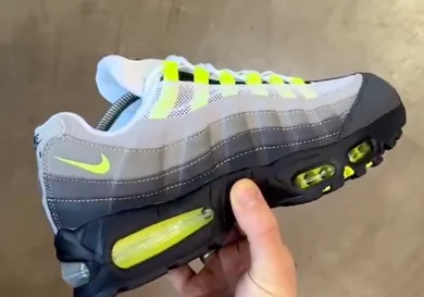 nike-air-max-95-og-neon-sneaker-news