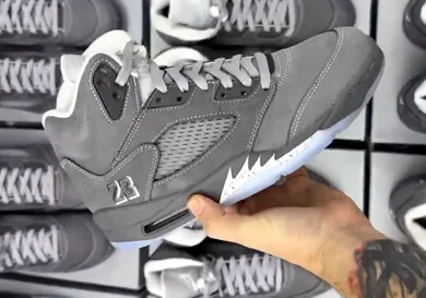 air-jordan-5-wolf-grey-sneaker-news