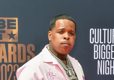 Finesse2tymes Kicks Ladies Out