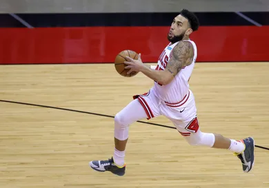 Carmen Mandato/Getty Images