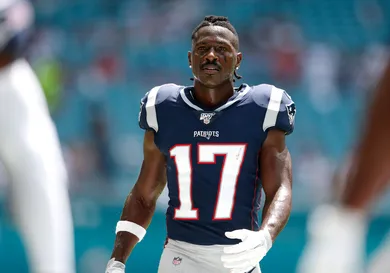 Michael Reaves / Getty Images