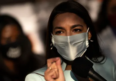 Drew Angerer / Getty Images