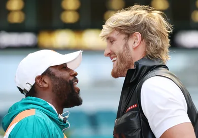 Cliff Hawkins / Staff / Getty Images