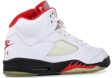 Image via zsneakerheadz