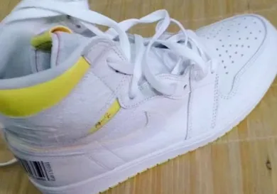 Image via zSneakerHeadz