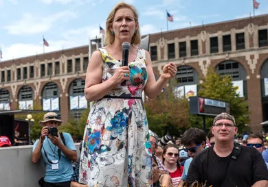 Sergio Flores / Getty Images