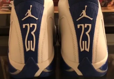 Image Via <a href='https://www.instagram.com/icollect23/' rel="nofollow noopener" target='_blank'>Icollect23</a>