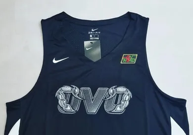 Image Via <a href='https://www.instagram.com/p/Bl4y5LkHA7s/?hl=en&taken-by=champagnepapi' rel="nofollow noopener" target='_blank'>Drake</a>