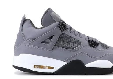 Image Via <a href='https://www.instagram.com/p/BrEIDVKlT9u/' rel="nofollow noopener" target='_blank'>Zsneakerheadz</a>