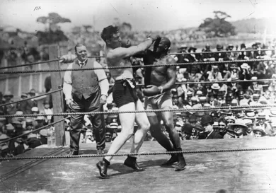 Topical Press Agency/Getty Images