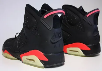 Image Via <a href='https://sneakerbardetroit.com/air-jordan-6-black-infrared-og-2019-release-date/' rel="nofollow noopener" target='_blank'>SBD</a>