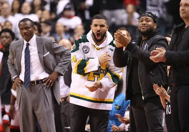 Tom Szczerbowski/Getty Images