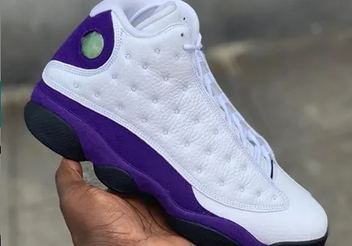 Image via zSneakerHeadz