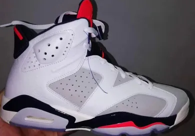 Image Via <a href='https://www.instagram.com/pinoe77/' rel="nofollow noopener" target='_blank'>Pinoe77</a>