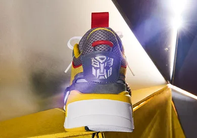 Image Via <a href='https://sneakernews.com/2018/10/12/transformers-puma-collab-release-info-photos/' rel="nofollow noopener" target='_blank'>SN</a>