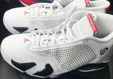 Image via zSneakerHeadz