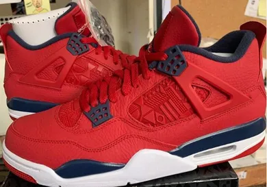 Image via zSneakerHeadz