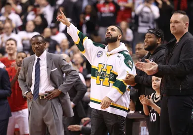 Tom Szczerbowski/Getty Images