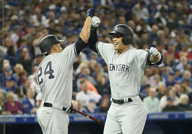 Tom Szczerbowski/Getty Images