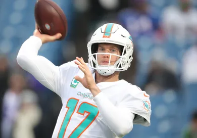 Tom Szczerbowski/Getty Images