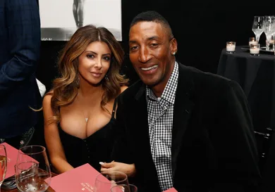 Robin Marchant / Stringer / Getty Images