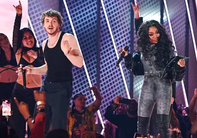 Paras Griffin / Stringer / Getty Images