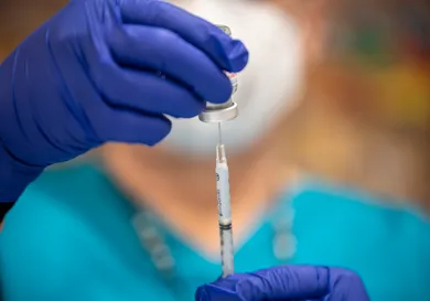 Sergio Flores / Stringer / Getty Images