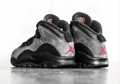 Image Via <a href='https://sneakernews.com/2018/04/19/where-to-buy-air-jordan-10-dark-shadow-310805-002/' rel="nofollow noopener" target='_blank'>SneakerNews</a>