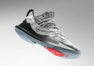 Image Via <a href='https://about.underarmour.com/news/2018/11/curry-5-international-smoke-colorway-release' rel="nofollow noopener" target='_blank'>UA</a>