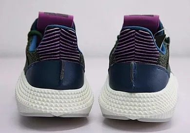 Image Via <a href='https://articulo.mercadolibre.com.pe/MPE-430032182-adidas-prophere-dragonballz-_JM' rel="nofollow noopener" target='_blank'>Mercadolibre</a>