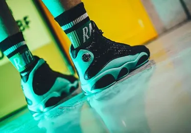 Image via Kickwhoshow