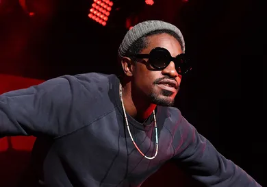 Paras Griffin/Getty Images