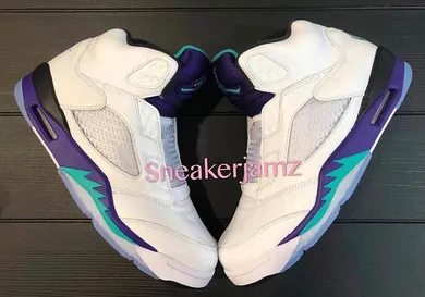Image Via <a href='https://www.instagram.com/p/Bl-RBEHFYku/?taken-by=sneakerjamz' rel="nofollow noopener" target='_blank'>SneakerJamz</a>