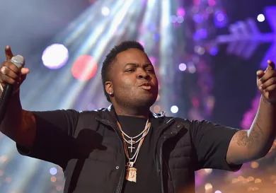 Mike Windle / Getty Images